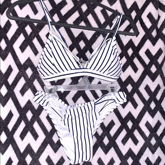 Navy striped swimsuit set - Picture 1 of 4